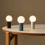 HAY LED-bordlampe TURN ON, sort, højde 20 cm, dæmpbar