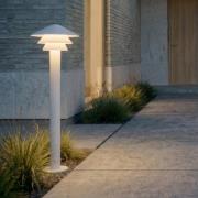 Lucande LED-gadelampe Montaro, 110 cm, hvid, IP54