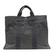 Pre-owned Canvas totes