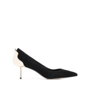 Elegant Sort Petal Pumps