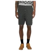 Chevron Strik Shorts