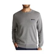 Crew Neck Strik Pullover Sweater