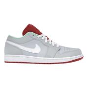 Retro Low Hare Jordan Sneakers