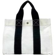 Pre-owned Canvas totes