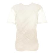 Ivory T-shirt med Asymmetrisk Hem