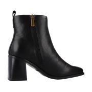 Elegant Heeled Boots