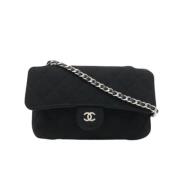 Pre-owned nylon chanel-tasker