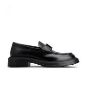 Sorte Loafers med T Timeless Accessory