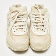 Pre-owned Canvas sneakers