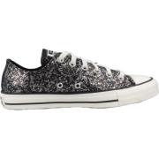 Klassiske Lave Top Sneakers