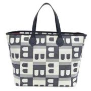 Pre-owned Canvas totes