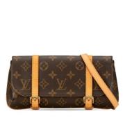 Pre-owned Canvas louis-vuitton-tasker