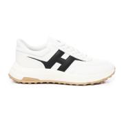 Hyperlight Sneakers