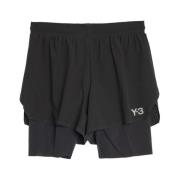 Lagdelt Sort Perforeret Logo Print Shorts