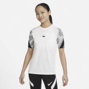 Nike Dri Fit ike T Shirt 137-147 / M - T-shirts hos Magasin