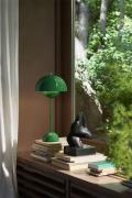 &Tradition Flowerpot VP3 Table Lamp Signal Green Str H: 50 cm Ø: 23 cm...