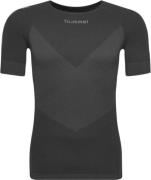 Hummel First Seamless Jersey S/S M/L - Baselayer Nylon hos Magasin