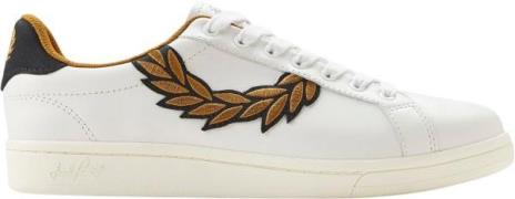 Fred Perry B8312 Mand Porcelain/dark Caramel Sneakers Str 42 - hos Mag...