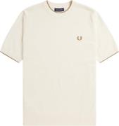 Fred Perry K7642 Mand Ecru Kortærmede T-shirts Str M - Bomuld hos Maga...