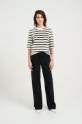 Gestuz Alphagz ss tee Striped Noos Kvinde Ivory Black Striped Sweaters...